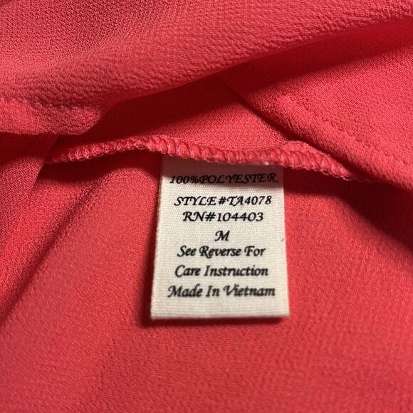 Mine sheer pink blouse cuffs short sleeves button at shoulders one pocket SZ M - Picture 9 of 12